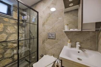 Villa Free Sky | Fethiye'de Modern Mimari, Jakuzili ve Doğa Manzaralı Lüks Villa (1052)