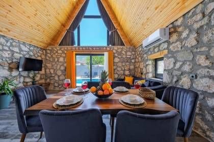 Villa Free Sky | Fethiye'de Modern Mimari, Jakuzili ve Doğa Manzaralı Lüks Villa (1052)