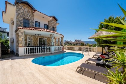 Villa Almon Marine (1991)