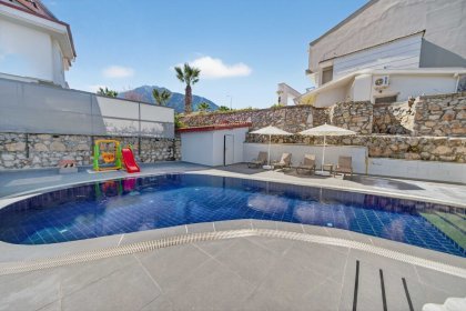 Villa Arena (2311)