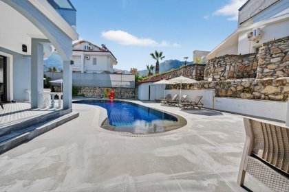 Villa Arena (2311)