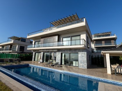 Villa Atacan (1365)