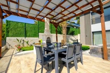 Villa Bal 2  (1170)