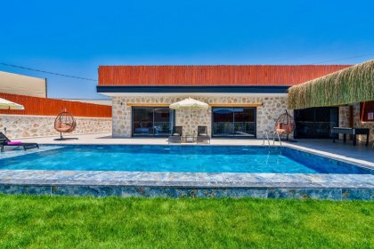 Villa Buca (2067)