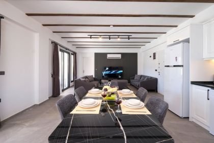 Villa Cocos Serinlik | Çalış Plajı'na Yürüme Mesafesinde Saunalı ve Jakuzili Lüks Tatil Villası (1673)