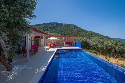 Villa Gold (2215)