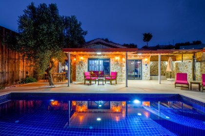 Villa Gold (2215)