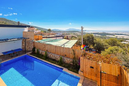 Villa Mavera (2051)