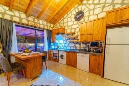Villa Liberta | Kalkan'da Jakuzili, 2 Kişilik Lüks Balayı Villası (1074)