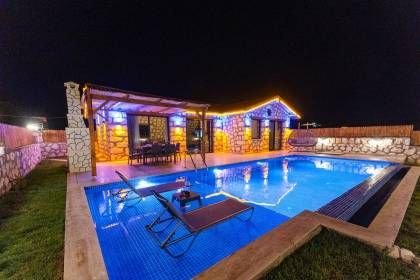 Villa Liberta | Kalkan'da Jakuzili, 2 Kişilik Lüks Balayı Villası (1074)