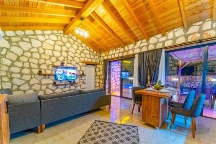 Villa Liberta | Kalkan'da Jakuzili, 2 Kişilik Lüks Balayı Villası (1074)