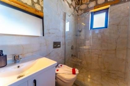 Villa Liberta | Kalkan'da Jakuzili, 2 Kişilik Lüks Balayı Villası (1074)
