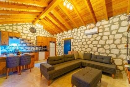Villa Liberta | Kalkan'da Jakuzili, 2 Kişilik Lüks Balayı Villası (1074)