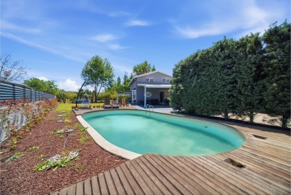 Villa Lime (2359)