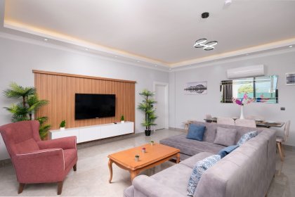 Villa Nixie Duo (2270)