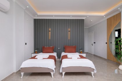 Villa Nixie Duo (2270)