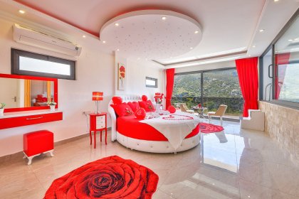 Villa Şirine (2076)