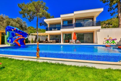 Villa Şirine (2076)