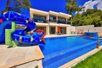 Villa Şirine (2076)