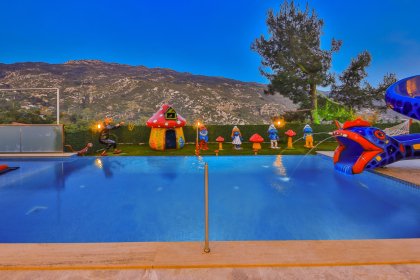 Villa Şirine (2076)