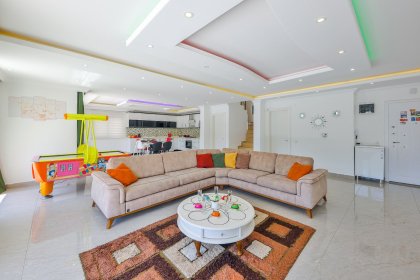 Villa Şirine (2076)