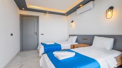 Villa Suar (2298)