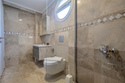 Villa Tan (2284)