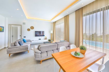 Villa Ult (1218)