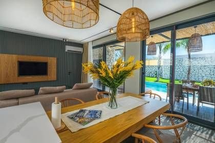 Villa Vio Pilea Sun (1294)