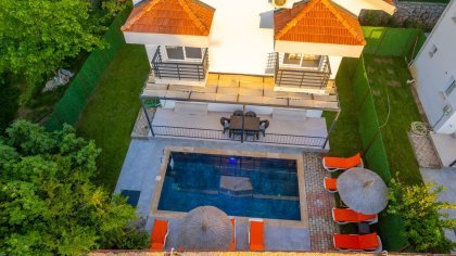 Villa Zayn (2354)