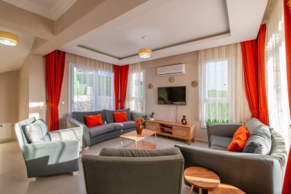 Villa Zayn (2354)