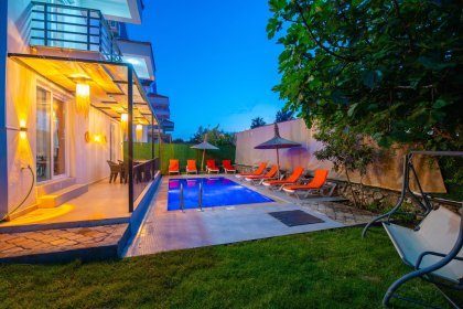 Villa Zayn East (2355)