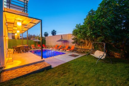 Villa Zayn East (2355)