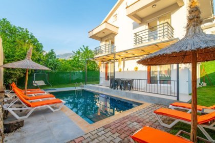 Villa Zayn East (2355)
