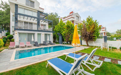 Villa Narses (1333)